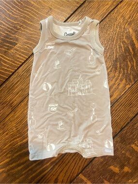 Coccoli Baby Sleeveless Romper in Taupe with Sandcastle Motif